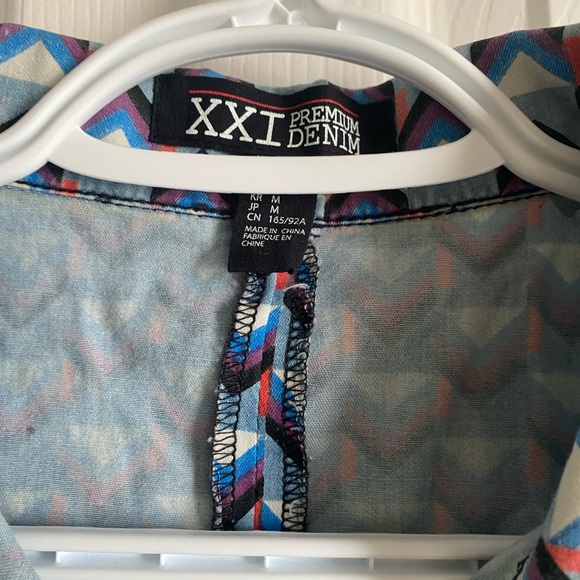 NWOT Forever 21 Top - Picture 5 of 6